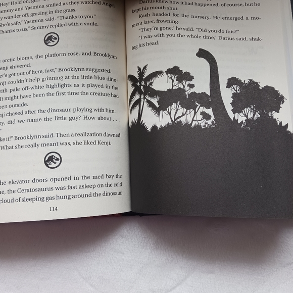 "Jurassic World Camp Cretaceous": Volume Four - The Deluxe Junior Novelization - Picture 10 of 16
